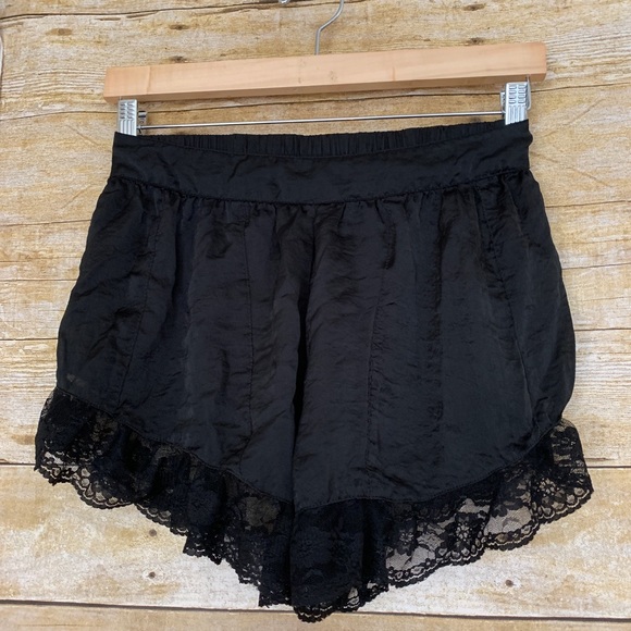 Band of Gypsies Pants - Urban Outfitters Band of Gypsies Lace Shorts